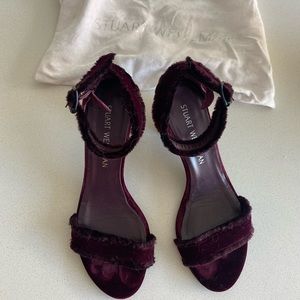 Stuart weitzman burgundy heel size 6.5